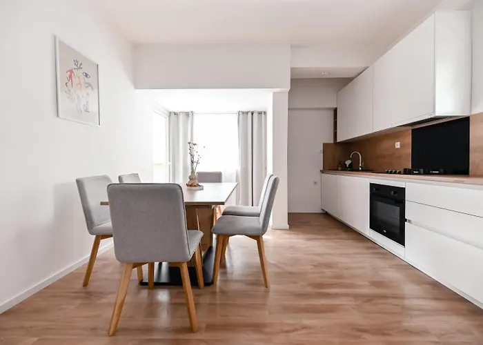 Paula Center * Zára