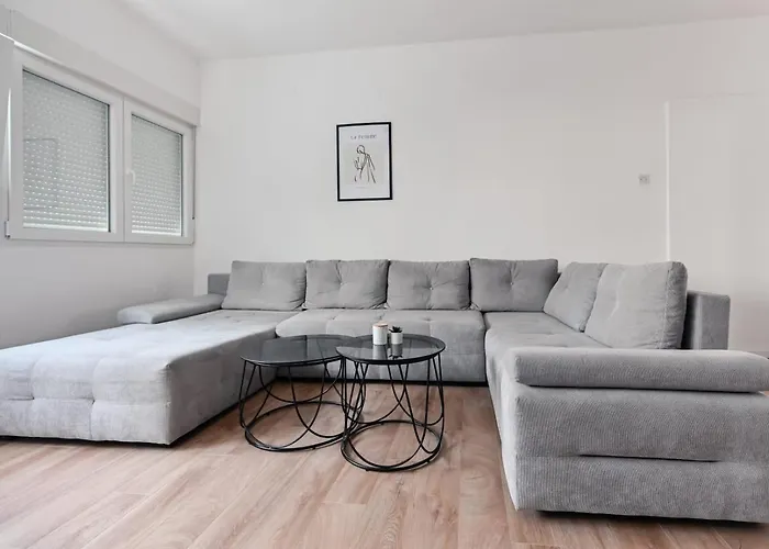 Paula Center * Zára