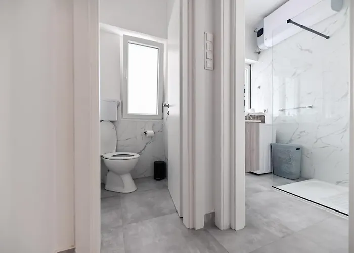 Paula Center Apartman Zára