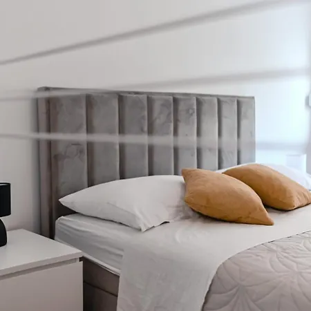 Paula Center 자다르